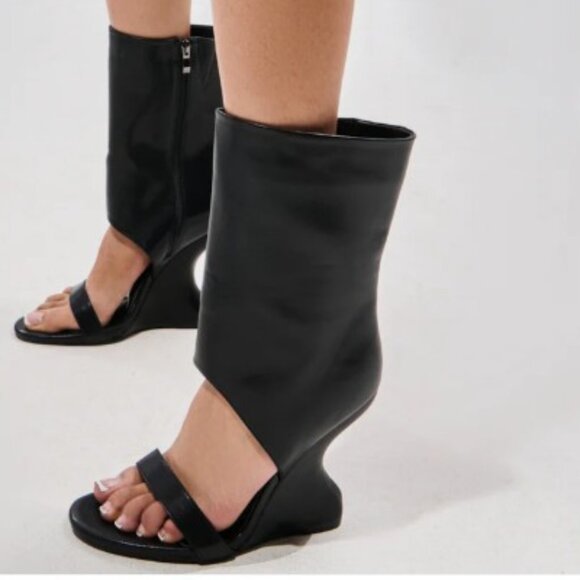 Azalea Wang Shoes - Azalea Wang Dippin Dot Sandal Boot – Black Stretch, Sculptural Heel, Size 8.5